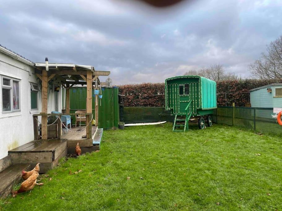 Вилла Rockets'S Retreat Bursledon Экстерьер фото